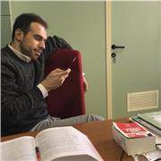 Laureato con lode in Giurisprudenza offre lezioni in materie giuridiche a studenti universitari